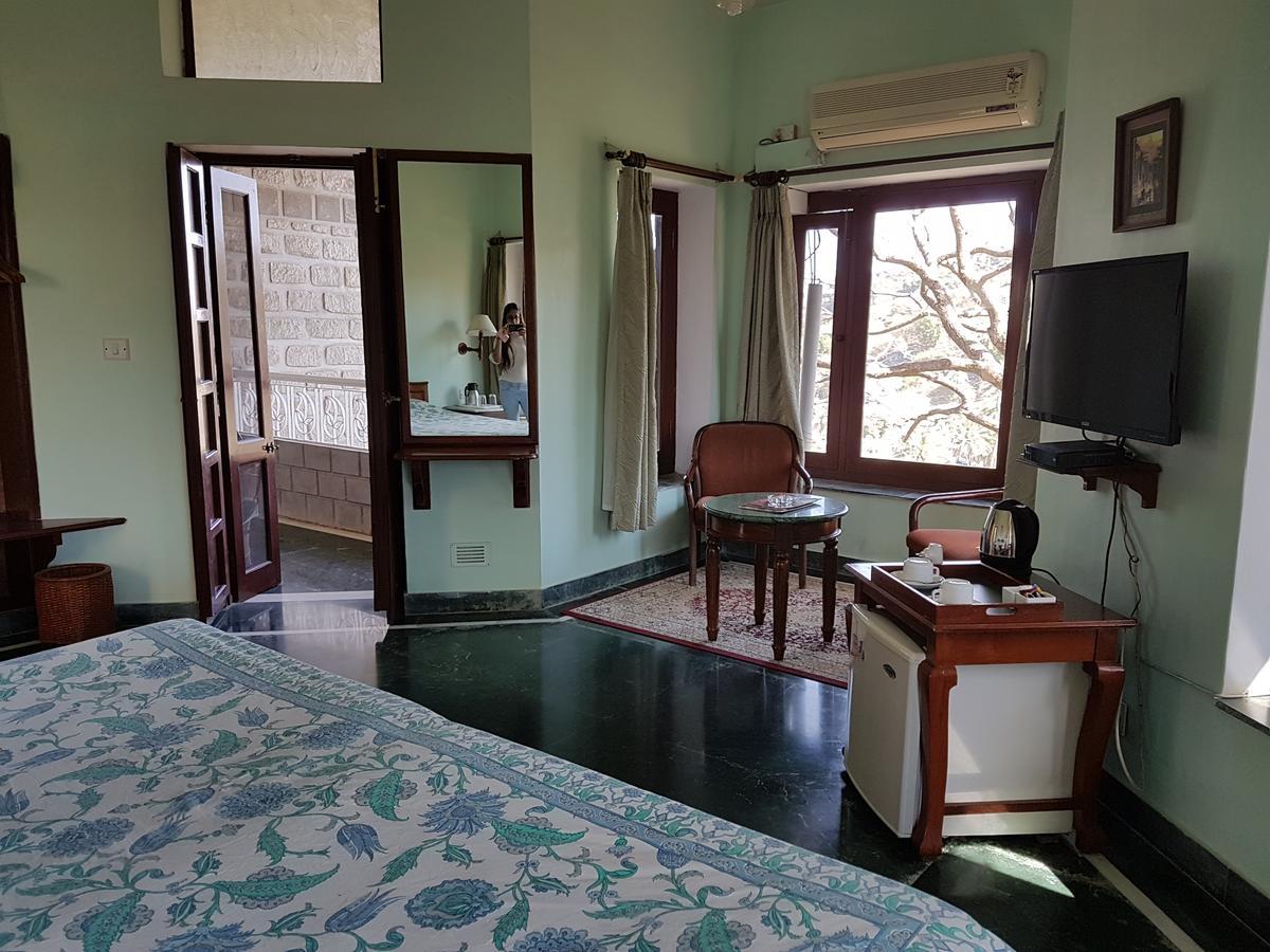 Kesar Bhawan Palace Mount Âbû Extérieur photo